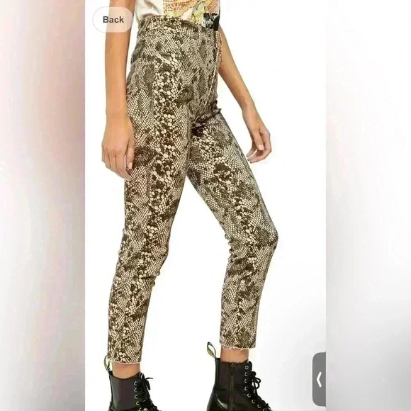We the free snake print Jeggings size 30 - Picture 4 of 6